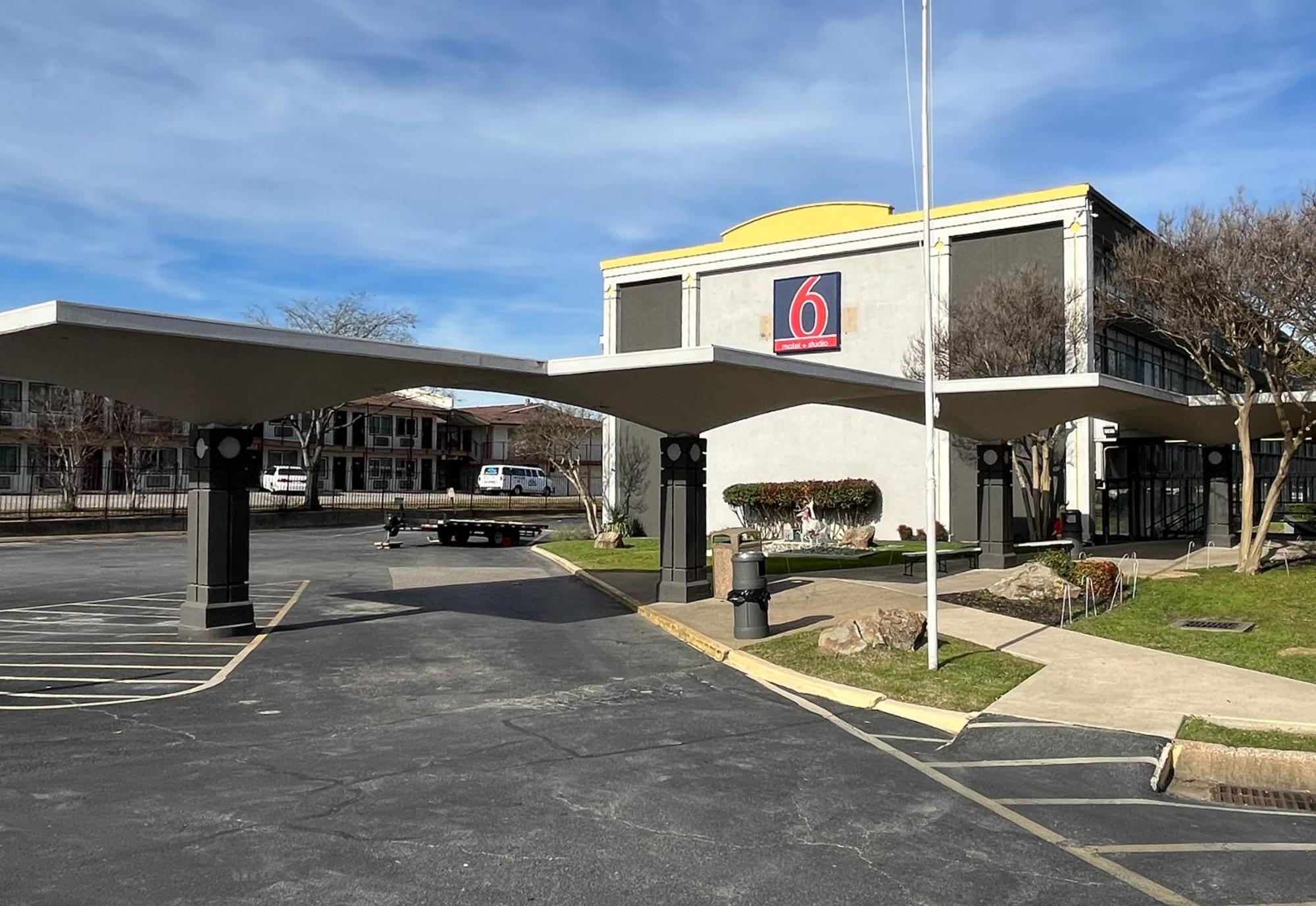 Studio 6 Mesquite, Tx Town East Екстериор снимка